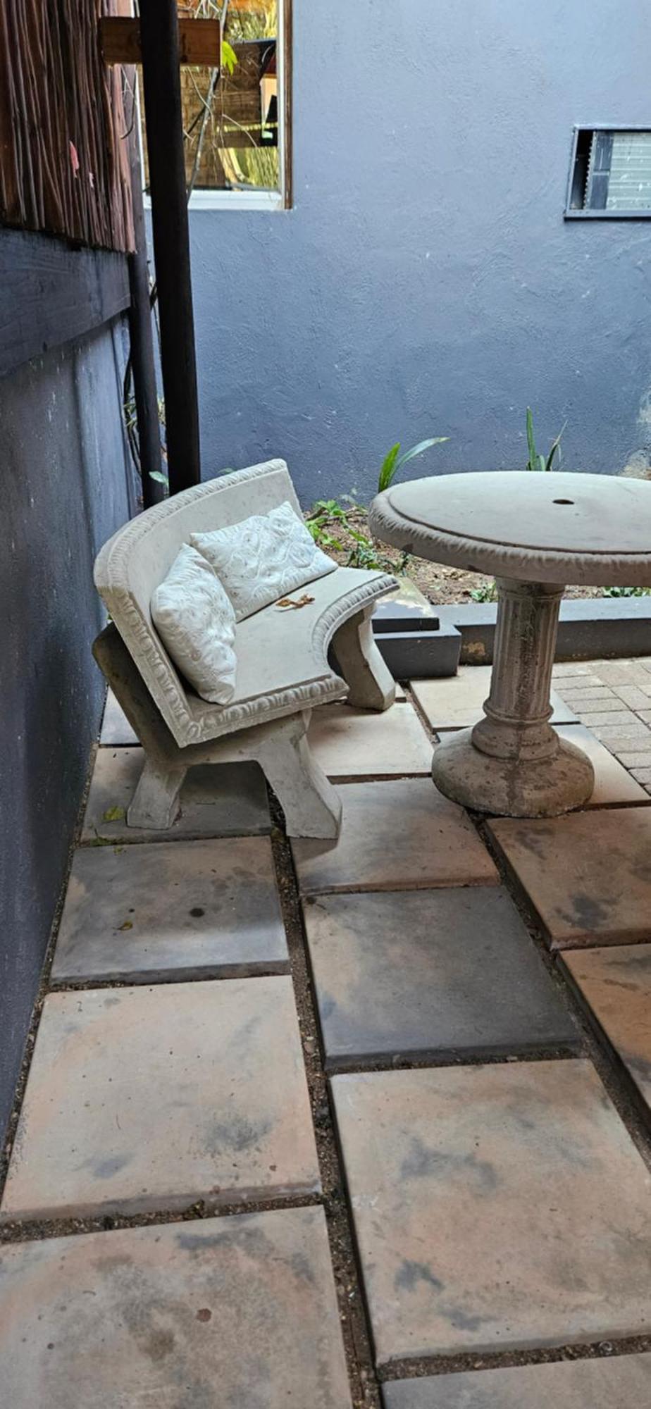 Old Vic Travellers Inn Nelspruit Mbombela Bagian luar foto