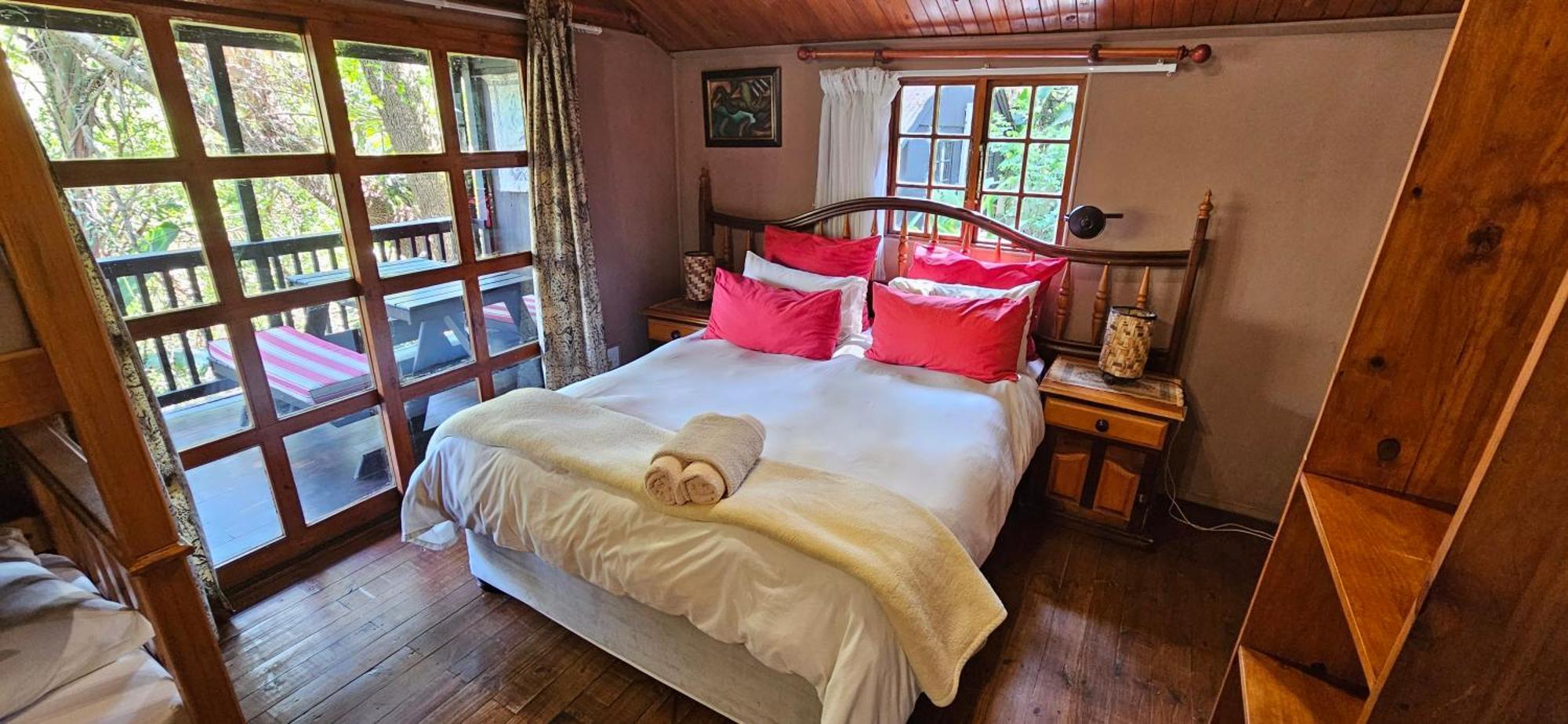 Old Vic Travellers Inn Nelspruit Mbombela Bagian luar foto